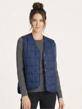 Kit and Ace Keep Pedalling Quilted Lightweight Active Waterproof Vest Navy Small